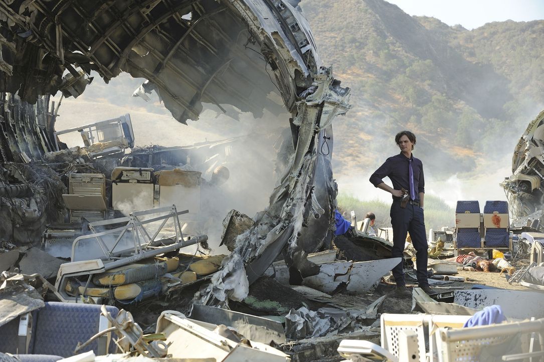 Muss in einem neuen Fall, der mit einem Flugzeugabsturz zu tun hat, ermitteln: Reid (Matthew Gray Gubler) ... - Bildquelle: Colleen Hayes 2014 American Broadcasting Companies, Inc. All rights reserved. / Colleen Hayes