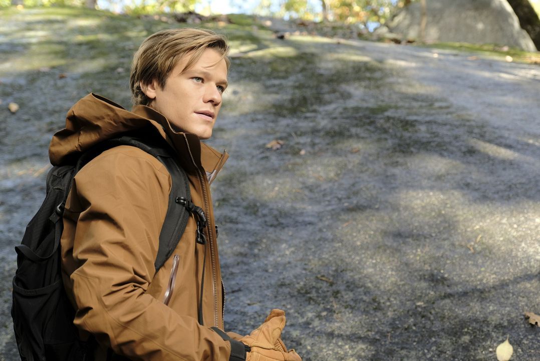 MacGyver (Lucas Till) - Bildquelle: Guy D'Alema 2018 CBS Broadcasting, Inc. All Rights Reserved / Guy D'Alema