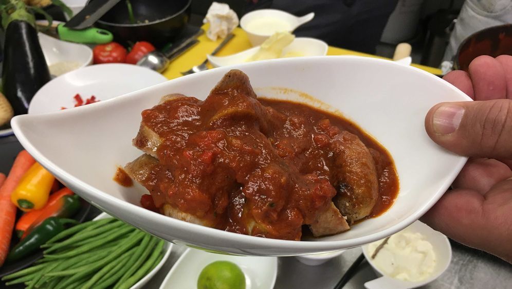 Currywurst mit selbstgemachter Sauce | Rosins Restaurants