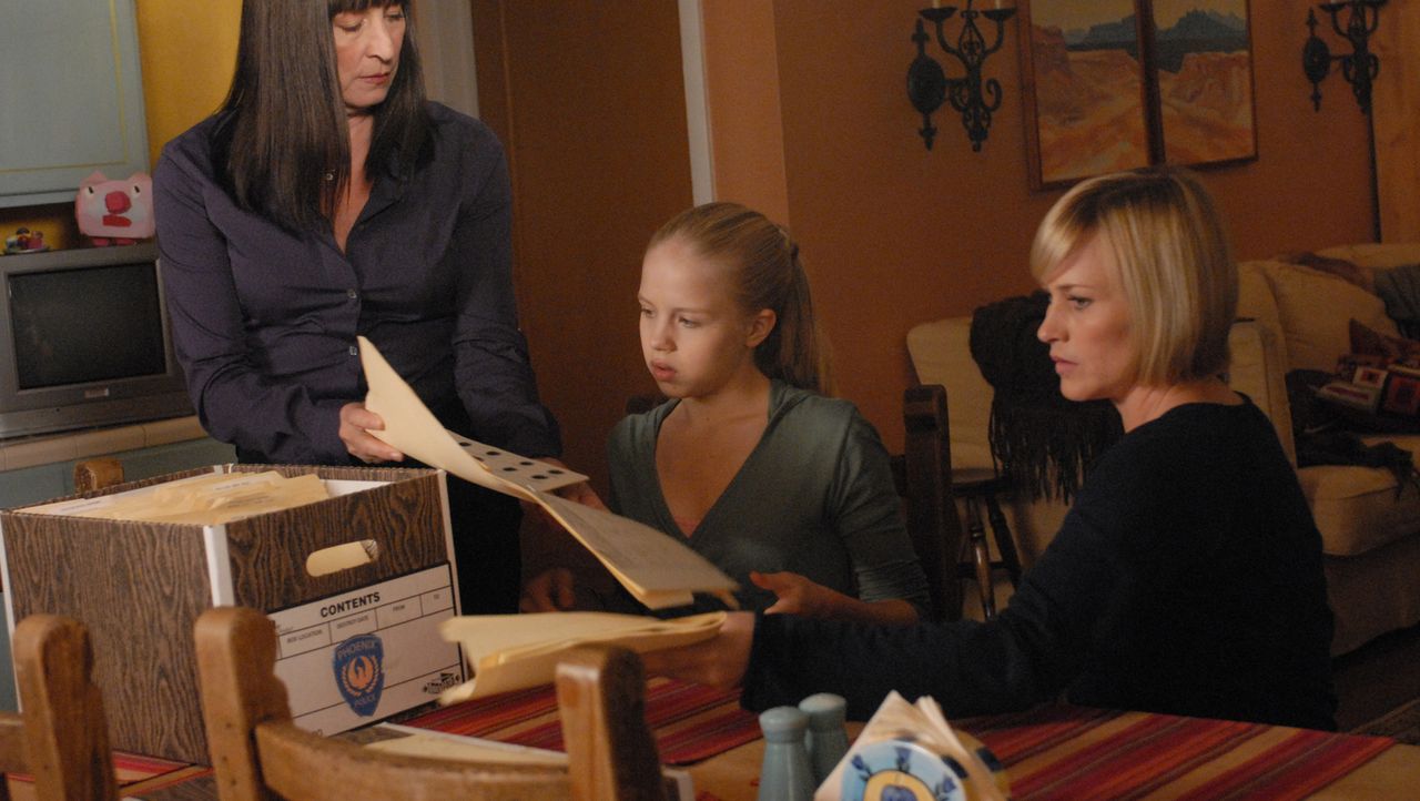 спросить у медиума. медиум элисон и. начинающий медиум. начинающий медиум. фильм медиум nbc.