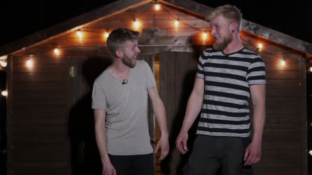 Abenteuer Leben - Abenteuer Leben - Freitag: Aus Gartenhütte Wird Sauna - Philipp & Kilian Bauen Um