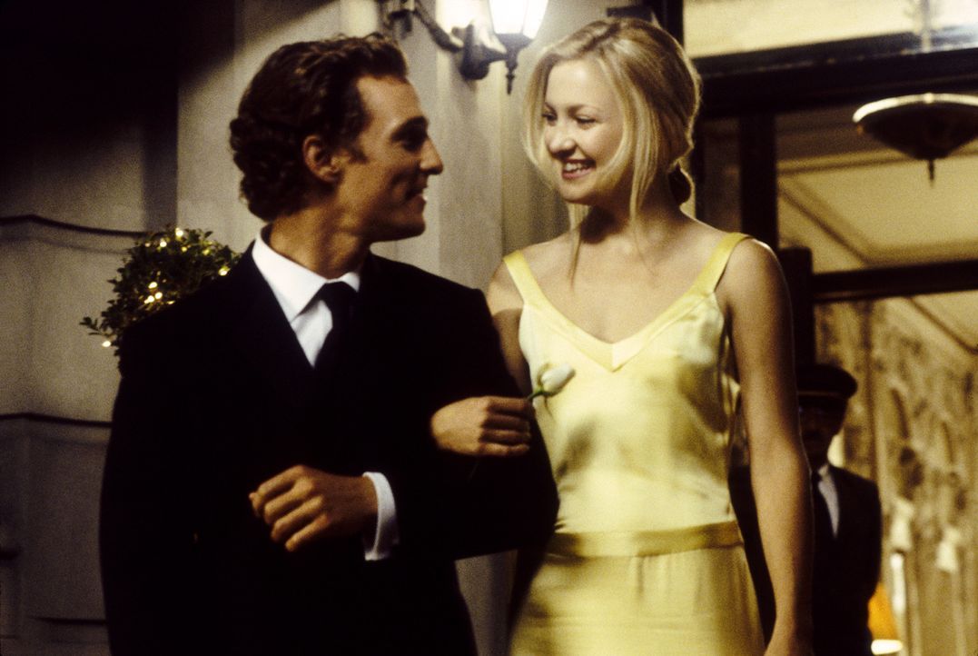 Obwohl Andie (Kate Hudson, r.) konsequent jeden Fehler begeht, der üblicherweise Männer außer Haus treibt, kann sie Benjamin (Matthew McConaughey... - Bildquelle: Paramount Pictures