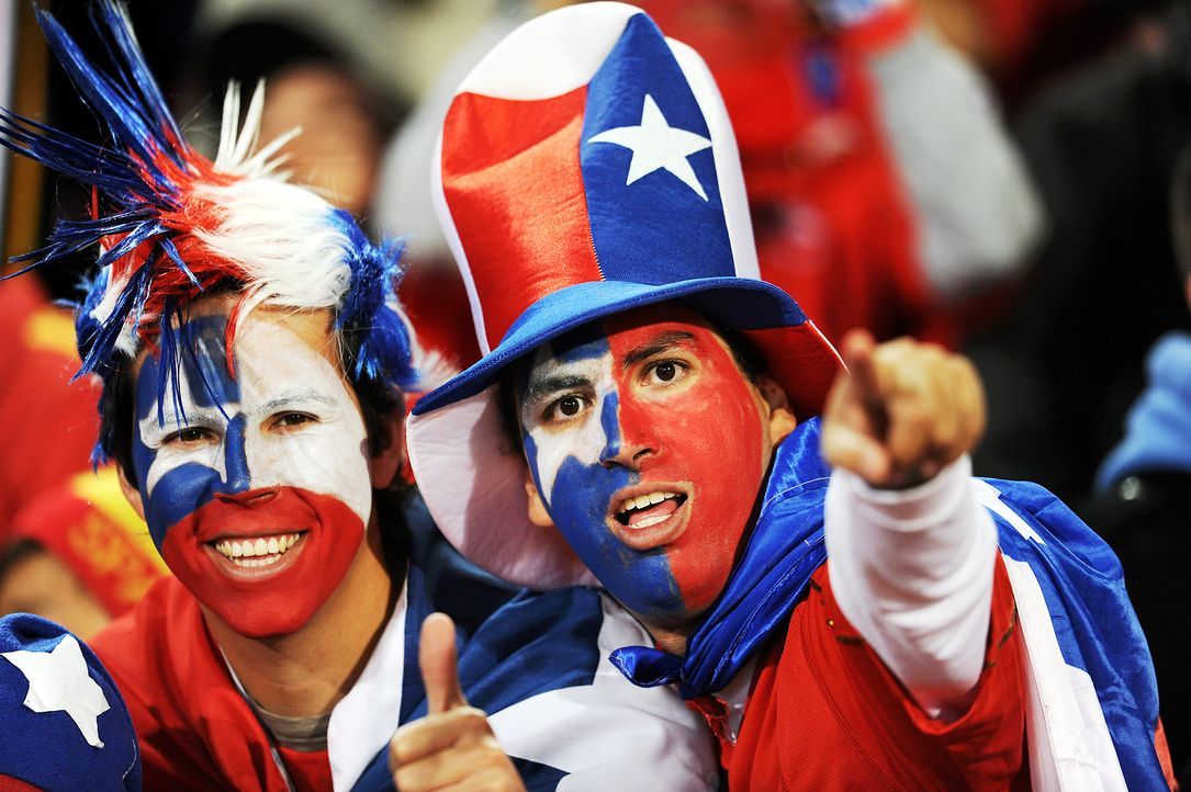 Fussball-Fans-Chile-100625-dpa - Bildquelle: dpa