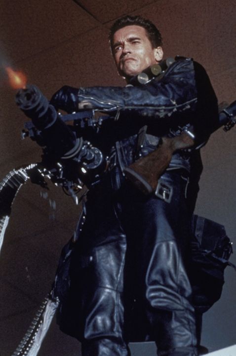 Er ist Sarahs und Johns letzte Hoffnung: der Terminator (Arnold Schwarzenegger) des menschlichen Untergrunds aus der Zukunft ... - Bildquelle: Columbia TriStar Films