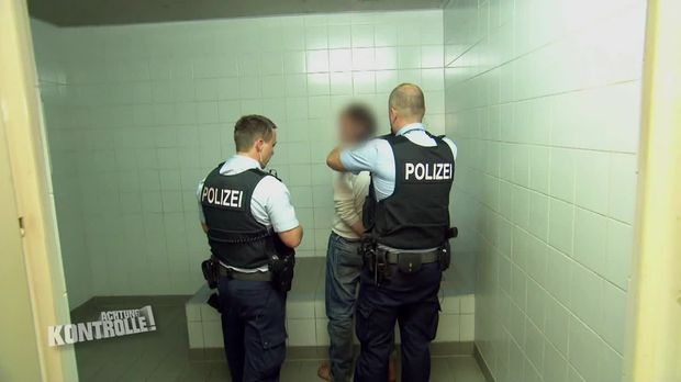 Achtung Kontrolle - Achtung Kontrolle! - Thema U.a: Krawall Am Bahnhof - Bundespolizei Hamburg