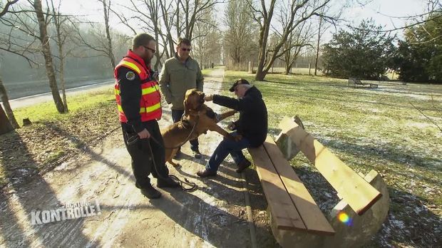 Achtung Kontrolle - Achtung Kontrolle! - Thema U.a.: Personenspürhunde Im Einsatz - Mantrailer Polizei Sachsen