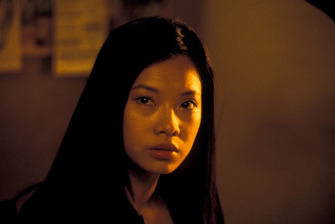 Zunächst setzt die Drogen-Agentin Tommie Ling (Michelle Goh) auf den Falschen ... - Bildquelle: Nu Image