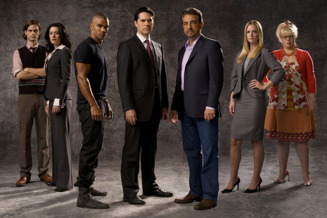 (3. Staffel) - Ein starkes Team, das jeden Serientäter zur Strecke bringt: (v.l.n.r.) Special Agent Dr. Spencer Reid (Matthew Gray Gubler), Emily P... - Bildquelle: Touchstone Television