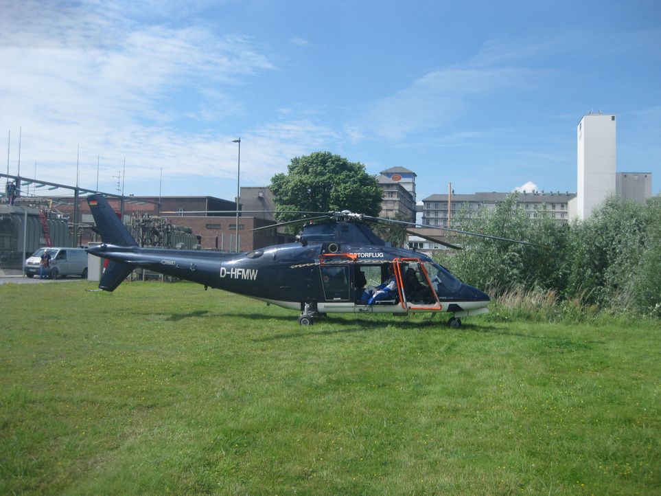 Deutschland von oben - spektakuläre Helikopteraufnahmen und Menschen, die täglich in extremen Höhen arbeiten ... - Bildquelle: kabel eins