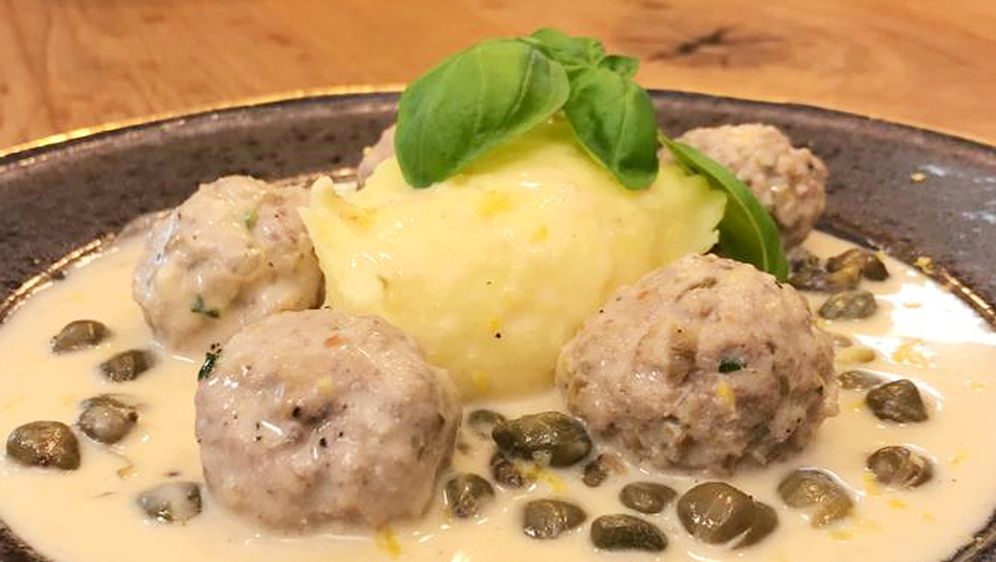 Königsberger Klopse mit feinem Kartoffelpüree