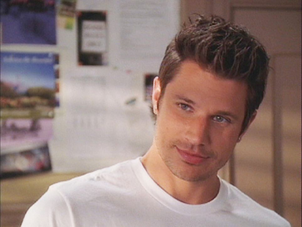 Phoebes Ghostwriters: Leslie St. Claire (Nick Lachey) ... - Bildquelle: Paramount Pictures