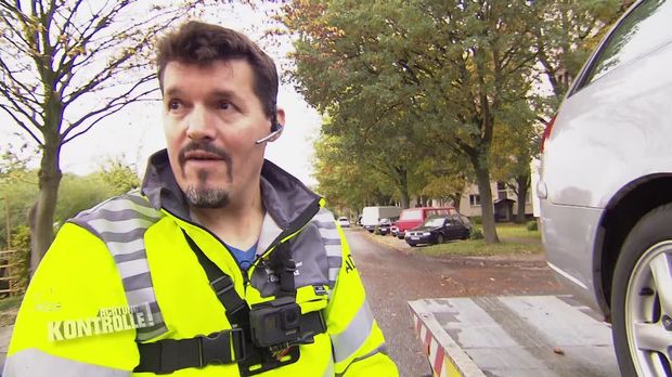 Achtung Kontrolle - Achtung Kontrolle! - Thema U.a.: Frontalschaden Bei Einem Pkw - Abschleppdienst Buchholz