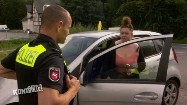 Achtung Kontrolle - Achtung Kontrolle! - Thema U.a.: Unfall Auf Der Tankstelle