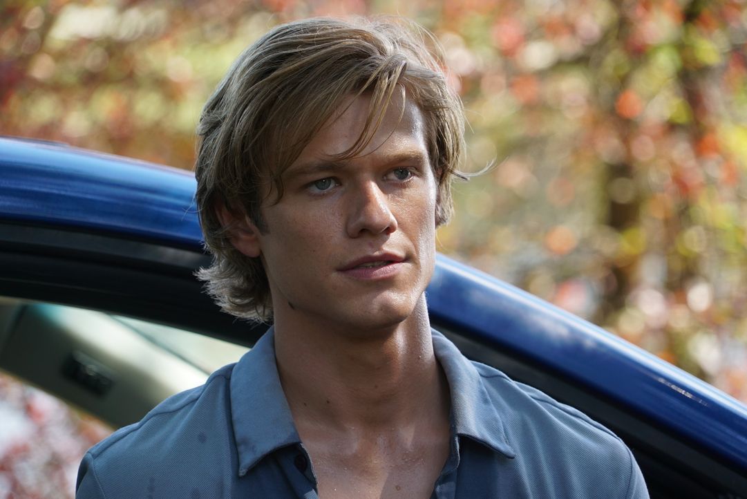MacGyver (Lucas Till) - Bildquelle: Annette Brown 2018 CBS Broadcasting, Inc. All Rights Reserved / Annette Brown