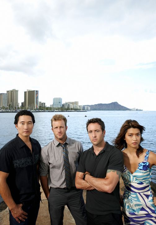 (1. Staffel) - Hawaii Five-0 - Eine Spezialeinheit der Polizei, die das organisierte Verbrechen auf Hawaii bekämpft: Steve McGarrett (Alex O'Loughli... - Bildquelle: TM &   2010 CBS Studios Inc. All Rights Reserved.