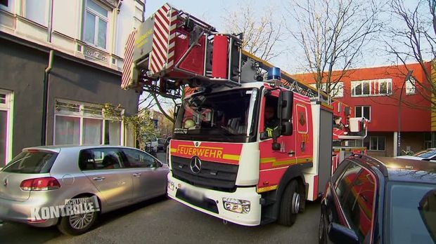 Achtung Kontrolle - Achtung Kontrolle! - Thema U.a.: Kein Platz Für Die Feuerwehr - Durchfahrtskontrolle Hamburg