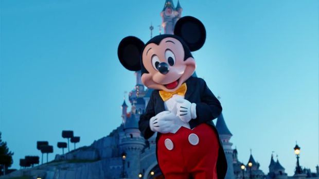 Abenteuer Leben - Abenteuer Leben - Freitag: Die Erste Führung Durch Die Küchen Disneylands!