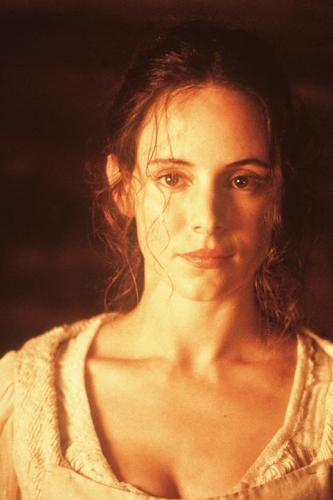 Die schöne Cora (Madeleine Stowe) verliebt sich unsterblich in ihren Retter Hawkeye ... - Bildquelle: 20th Century Fox
