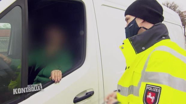 Achtung Kontrolle - Achtung Kontrolle! - Thema U.a.: Transporter Mit Zu Schwerer Ladung - Schwerlastkontrolle Rotenburg