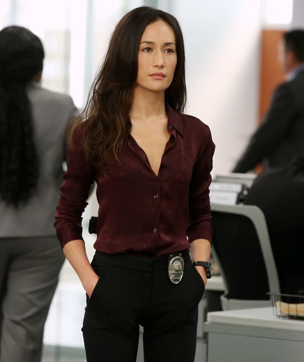 Lieutenant Beth Davis (Maggie Q) ist ein Teil der LAPD Threat Management Unit. Gemeinsam mit ihrem Kollegen Jack Larsen gibt sie alles, um gefährlic... - Bildquelle: Warner Bros. Entertainment, Inc.