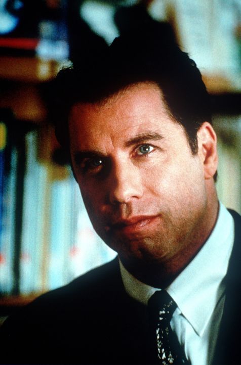 Obwohl ein fantastischer Vergleich ansteht, fordert der veränderte Jan Schlichtmann (John Travolta) nun Gerechtigkeit, Wahrheit und Sühne. Da wird... - Bildquelle: Paramount Pictures