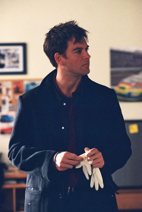 Tony (Michael Weatherly) versucht gemeinsam mit Gibbs und den anderen einen äußerst verzwickten Fall zu lösen ... - Bildquelle: CBS Television