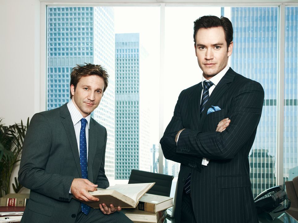Peter Bash und Jared Franklin in Staffel 1 - Bildquelle: Sony Pictures Television Inc. 