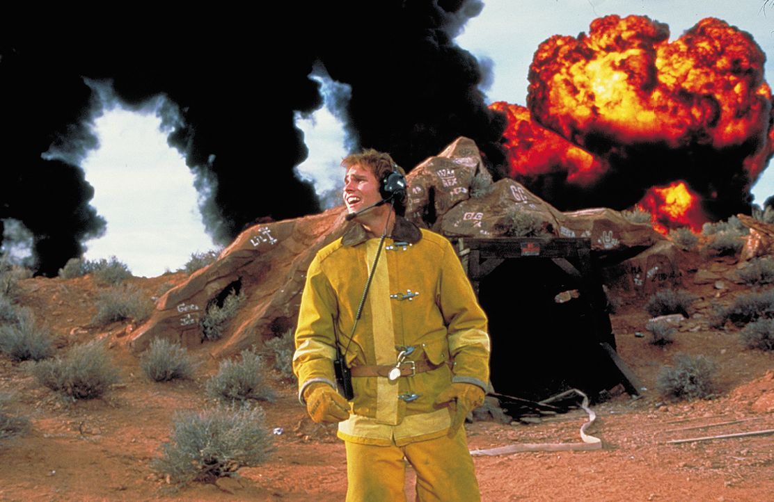 Seit der Alieninvasion ist der leidenschaftliche Feuerwehrmann Wayne Gray (Seann William Scott) voll und ganz in seinem Element ... - Bildquelle: 2003 Sony Pictures Television International