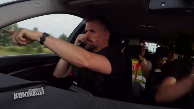Achtung Kontrolle - Achtung Kontrolle! - Thema U. A.: Verfolgungsjagd Von Autoschmuggler - Bundespolizei Forst