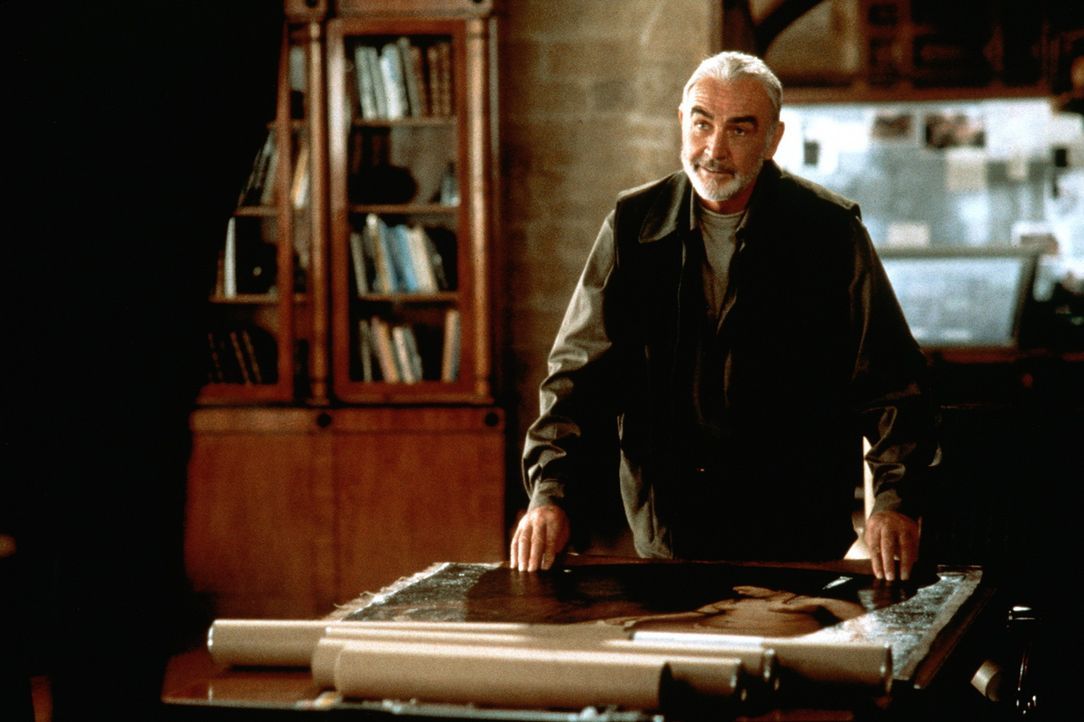 Mit der Entspanntheit eines wirklich Erfolgreichen, präsentiert Meisterdieb MacDougal (Sean Connery) seine kostbaren Beutestücke ... - Bildquelle: 20th Century Fox.