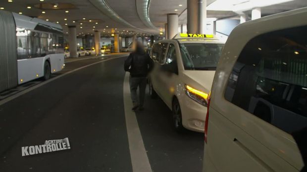 Achtung Kontrolle - Achtung Kontrolle! - Thema U.a.: Taxikontrolle An Düsseldorfer Flughafen