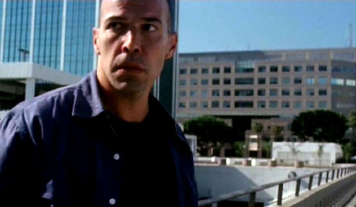 Der Abgleich der Verkehrsüberwachungskameras führt das Team zu einem Verdächtigen: Mitchell Mackenzie (R. E. Rodgers) ... - Bildquelle: Paramount Network Television