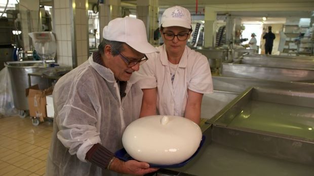 Abenteuer Leben - Abenteuer Leben - Dienstag: Büffelmozzarella Xxl - Der Größte Luxusmozzarella Der Welt