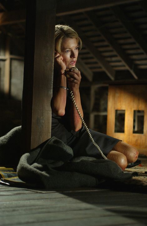 Ihr Leben hängt an einem einzigen Telefonat: Jessica (Kim Basinger) ... - Bildquelle: Warner Bros. Pictures