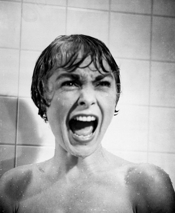 In einem abgelegenen Motel nimmt Marion (Janet Leigh) eine Dusche - die letzte ihres Lebens ... - Bildquelle: 1960 Shamley Productions, Inc. Renewed 1988 by Universal City Studios, Inc. All Rights Reserved.