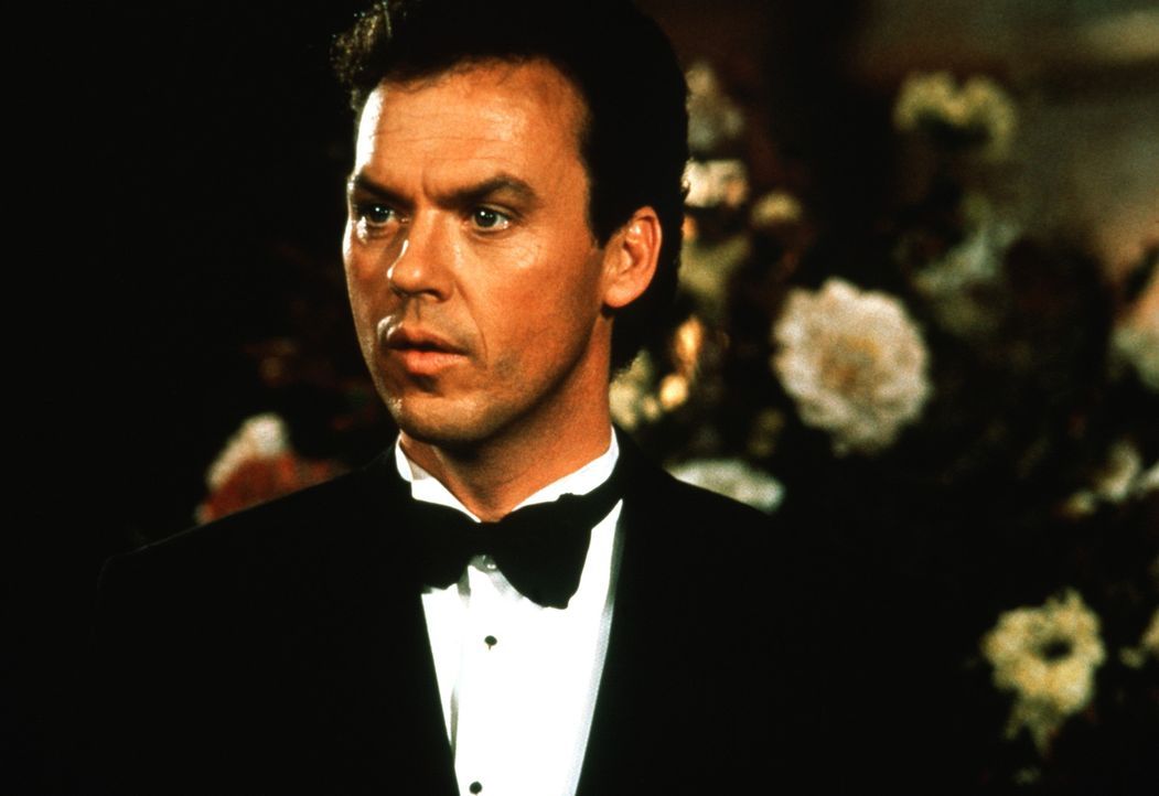 Der Millionär Bruce Wayne (Michael Keaton) führt ein mysteriöses Doppelleben. - Bildquelle: Warner Bros.