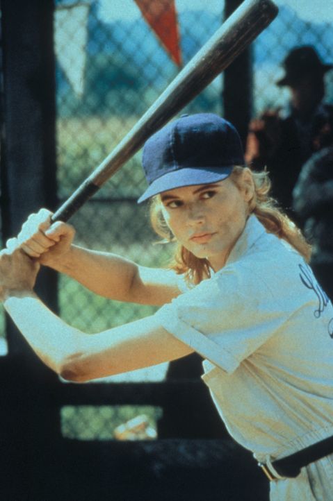 Dottie Hinson (Geena Davis) ist unbestritten die beste Spielerin der Liga. - Bildquelle: Columbia Pictures