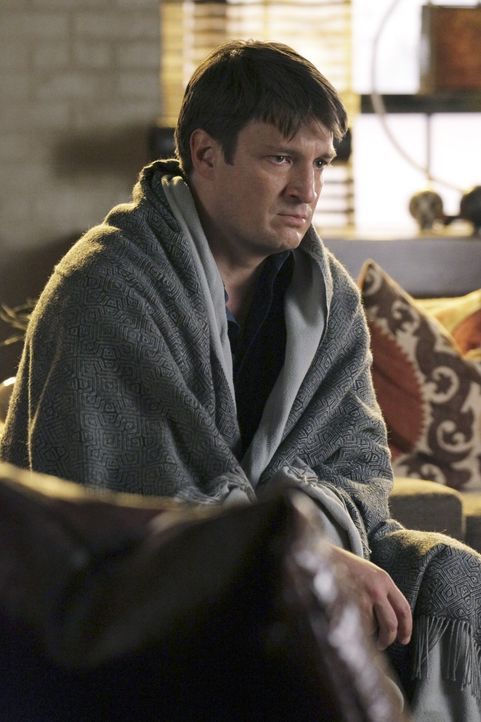 Die Ereignisse der letzten Stunden haben Castle (Nathan Fillion) schwer zugesetzt ... - Bildquelle: 2011 American Broadcasting Companies, Inc. All rights reserved.