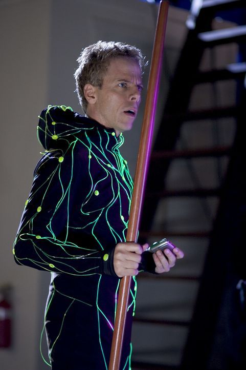 Wissenschaftler Warren King (Greg German) ... - Bildquelle: Universal Television
