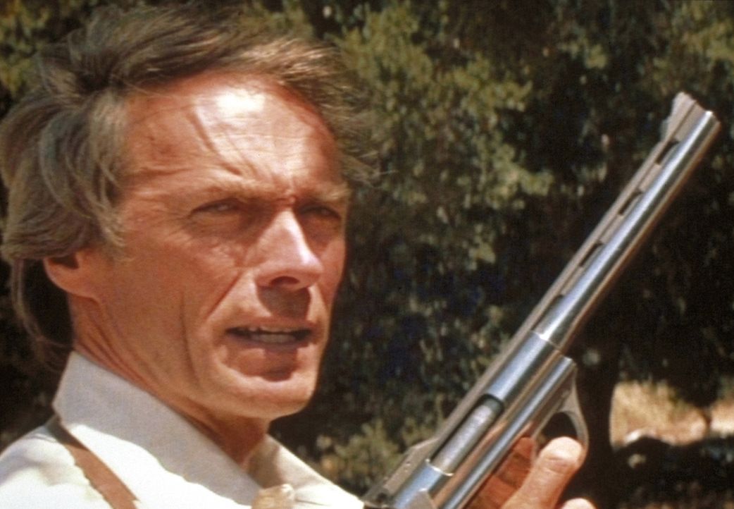 Dirty Harry (Clint Eastwood) kommt zurück! - Bildquelle: Warner Bros.