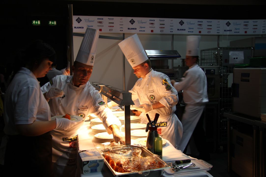 Der weltweit größte Kochwettbewerb, die Olympiade der Köche findet in Erfurt statt. 35 Nationalmannschaften, 27 Jugendteams und 8 Militärmannsch... - Bildquelle: kabel eins