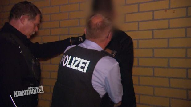 Achtung Kontrolle - Achtung Kontrolle! - Thema U.a.: Messerangriff Auf Jugendlichen - Bupo Berlin
