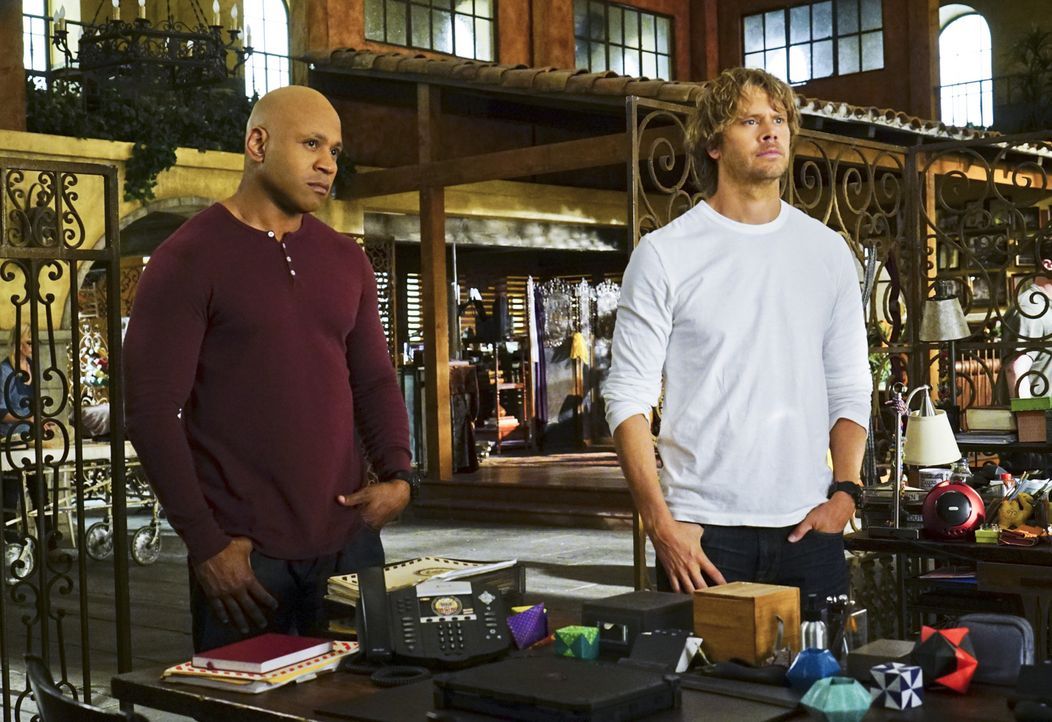 Ein schwieriger Fall wartet auf die Special Agents, Sam (LL Cool J, l.) und Deeks (Eric Christian Olsen, r.) ... - Bildquelle: Richard Cartwright 2015 CBS Broadcasting, Inc. All Rights Reserved.