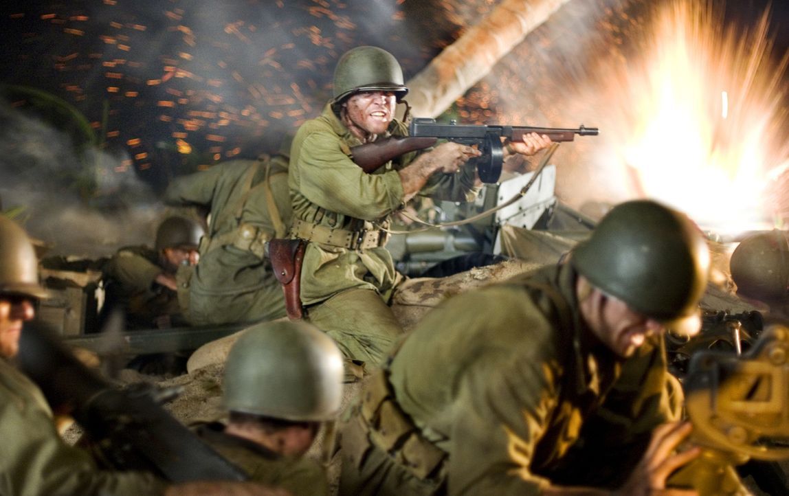 In der Nacht zum 7. August 1942 landet das 1st Marines Regiment auf Guadalcanal. Eine mörderische Schlacht beginnt ... - Bildquelle: Home Box Office Inc. All Rights Reserved.