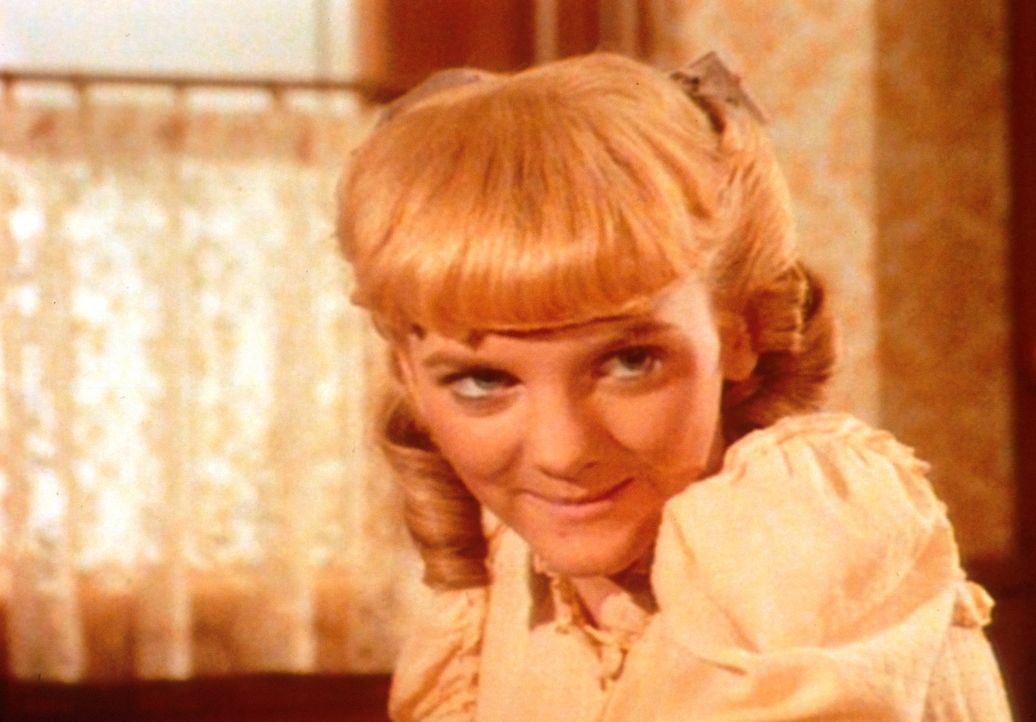 Vergeblich versucht Nellie (Alison Arngrim) den ungestümen Perley zu bezaubern, denn der junge Mann interessiert sich nur für Pferderennen. - Bildquelle: Worldvision