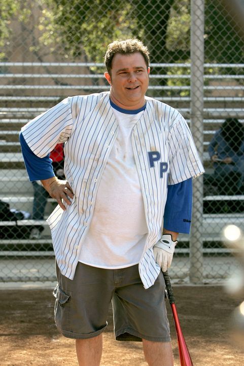 Auch Det. Nick Vera (Jeremy Ratchford) spielt mit beim alljährlichen Softballturnier ... - Bildquelle: Warner Bros. Television