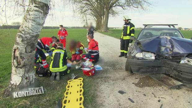 Achtung Kontrolle - Achtung Kontrolle! - Thema U.a.: Unfallopfer In Großer Not - Rettungsdienst Flughafen München