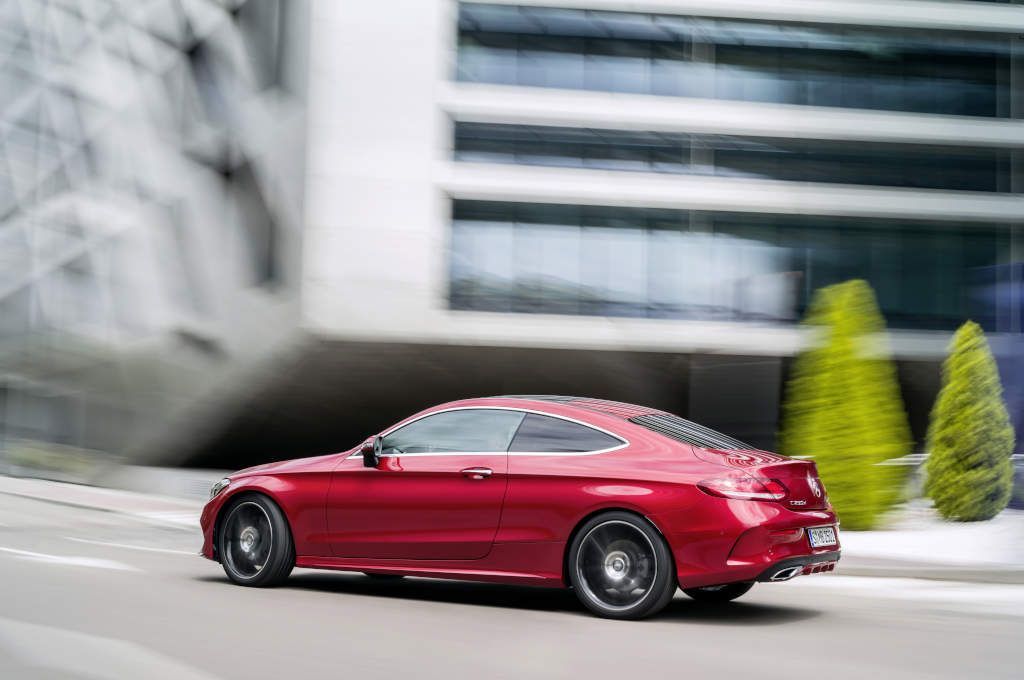 15C718_105 - Bildquelle: Mercedes-Benz