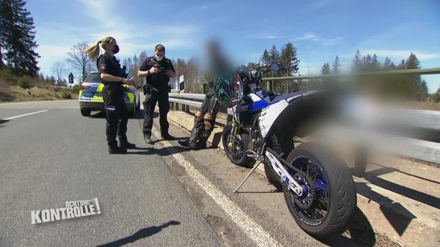 Achtung Kontrolle - Achtung Kontrolle! - Thema U.a.: Raser Versucht Zu Flüchten - Motoradkontrolle Goslar