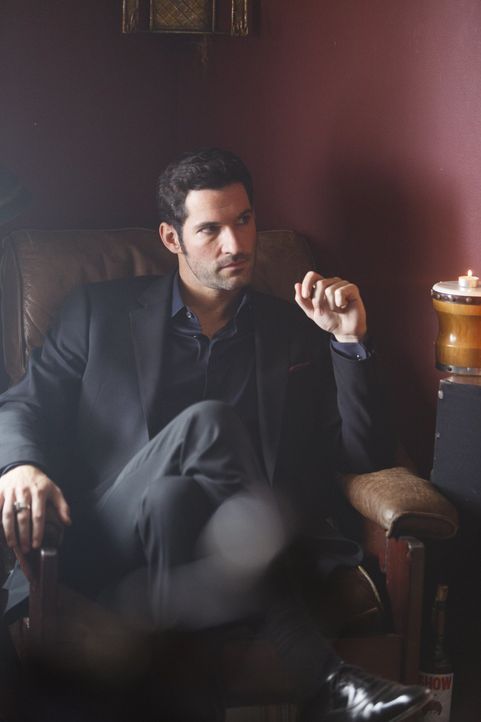 Während Lucifer (Tom Ellis) sich immer weiter verändert, offenbart Maze Amenadiel, das sie endlich zurück in die Hölle will ... - Bildquelle: 2016 Warner Brothers